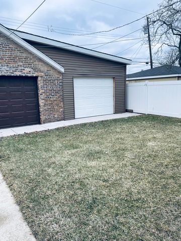 1316 Lake Avenue, Whiting, IN 46394