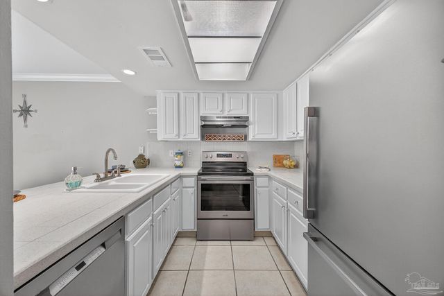 5292 Balfour Pl, Perdido Key, FL 32507