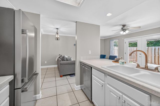 5292 Balfour Pl, Perdido Key, FL 32507