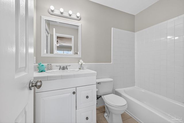 5292 Balfour Pl, Perdido Key, FL 32507