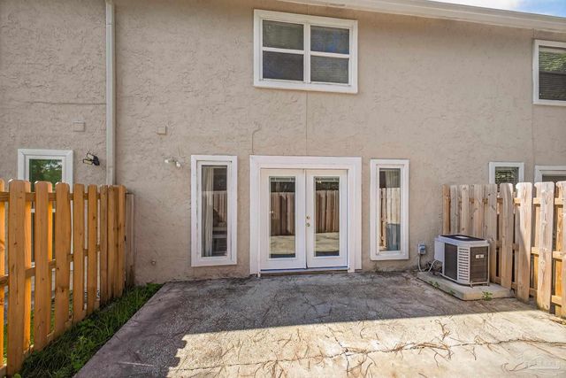 5292 Balfour Pl, Perdido Key, FL 32507