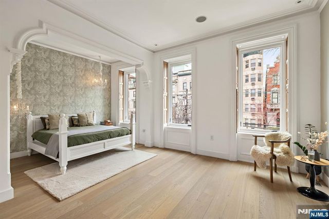 926 Hudson Street, Hoboken, NJ 07030