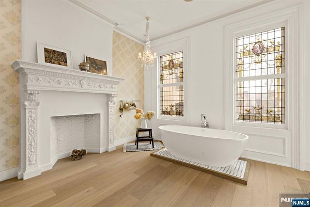 926 Hudson Street, Hoboken, NJ 07030
