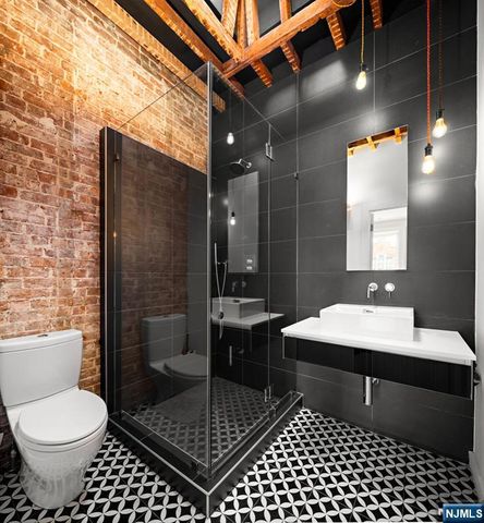 926 Hudson Street, Hoboken, NJ 07030
