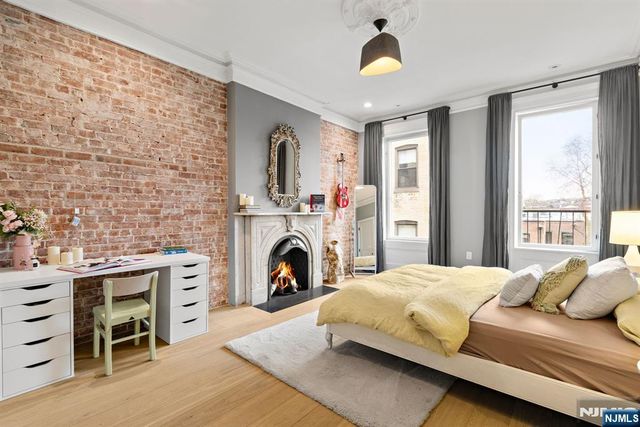 926 Hudson Street, Hoboken, NJ 07030