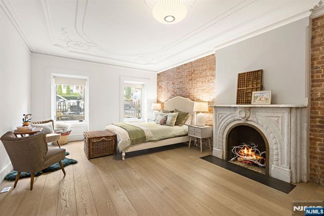 926 Hudson Street, Hoboken, NJ 07030