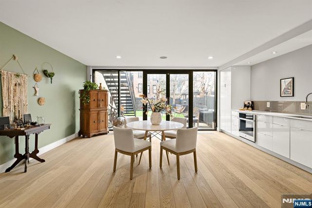 926 Hudson Street, Hoboken, NJ 07030
