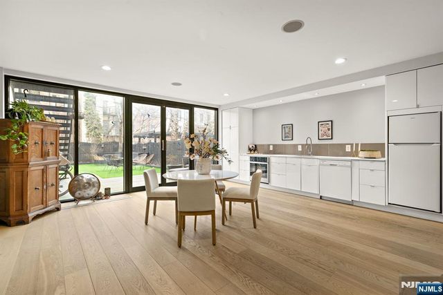 926 Hudson Street, Hoboken, NJ 07030
