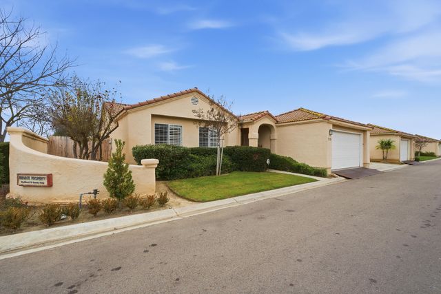 6706 N Chestnut Avenue 118, Fresno, CA 93710