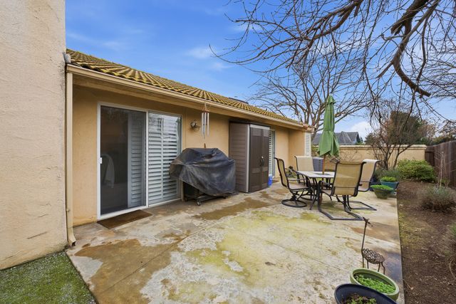 6706 N Chestnut Avenue 118, Fresno, CA 93710