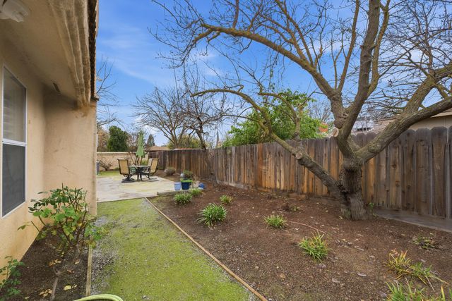 6706 N Chestnut Avenue 118, Fresno, CA 93710