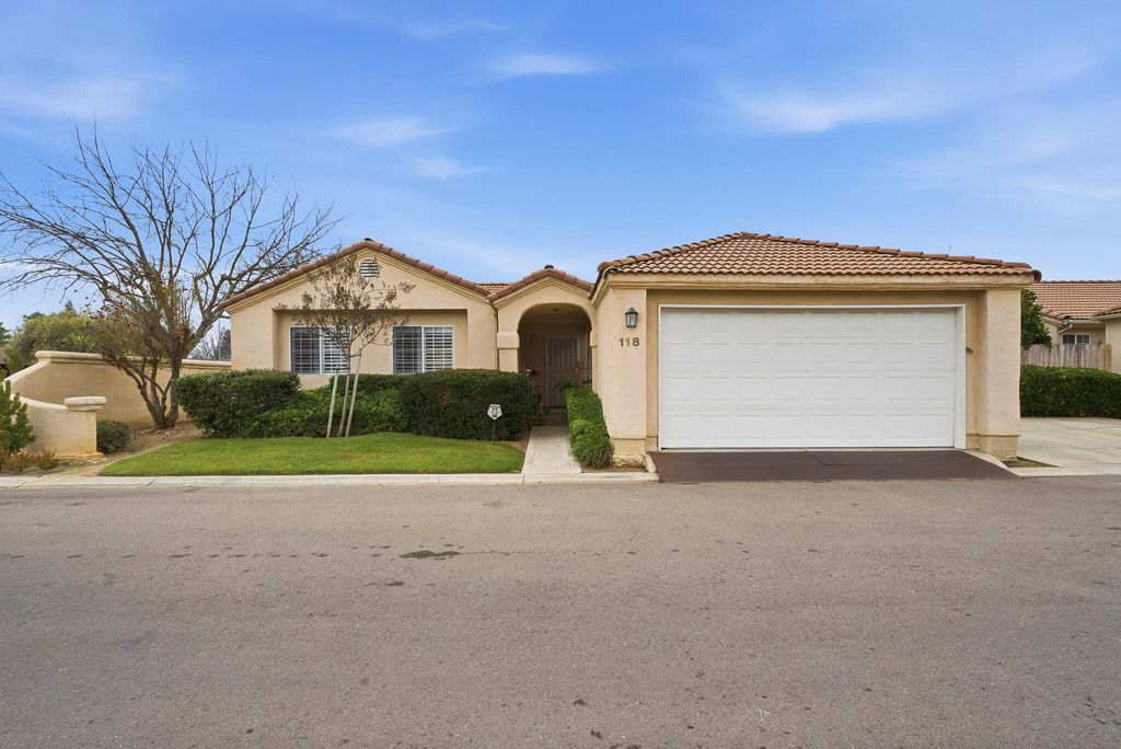 6706 N Chestnut Avenue 118, Fresno, CA 93710