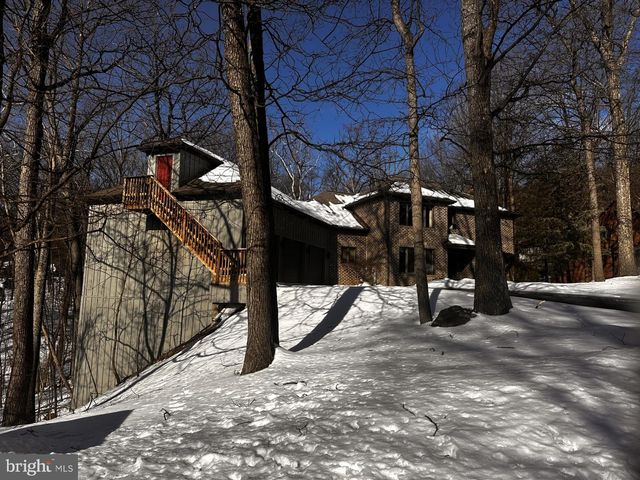 4712 GREAT OAK LN, Harrisburg, PA 17110