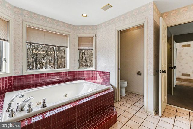 4712 GREAT OAK LN, Harrisburg, PA 17110