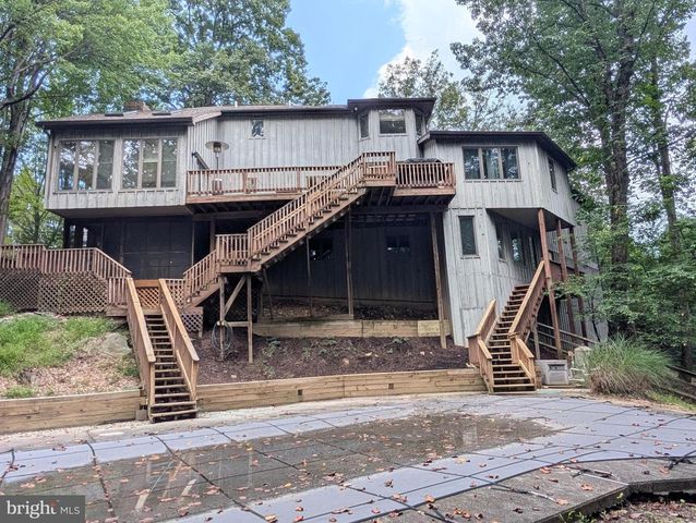 4712 GREAT OAK LN, Harrisburg, PA 17110