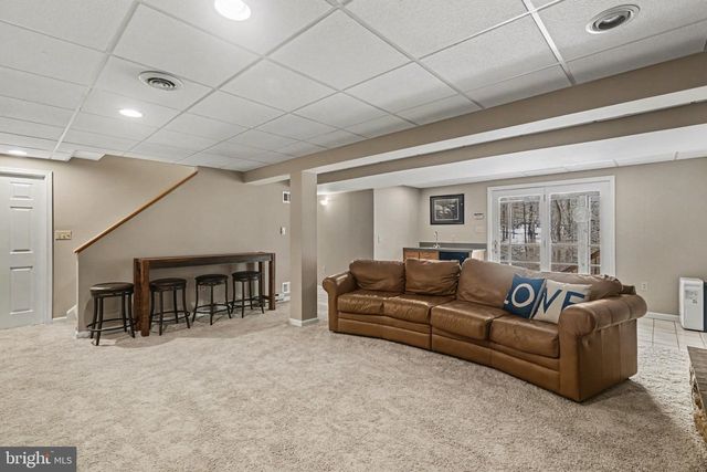 4712 GREAT OAK LN, Harrisburg, PA 17110