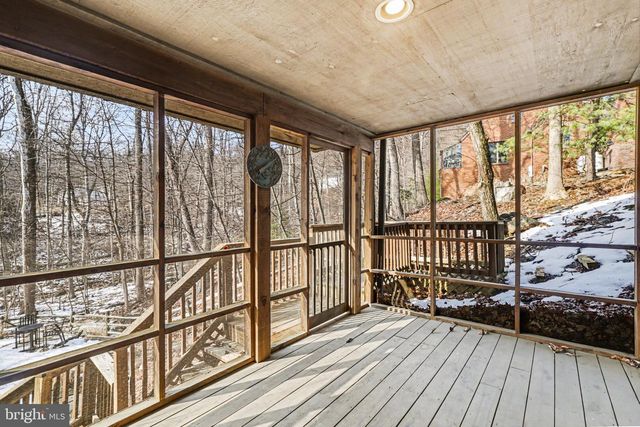 4712 GREAT OAK LN, Harrisburg, PA 17110