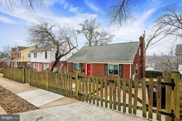 2008 S QUINCY ST, Arlington, VA 22204