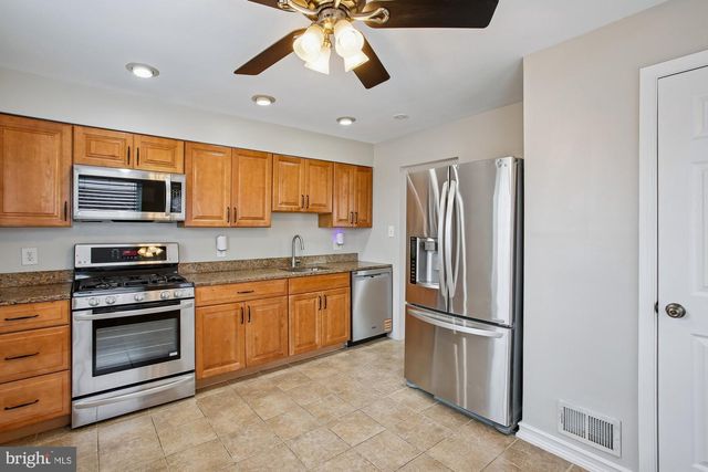 2008 S QUINCY ST, Arlington, VA 22204