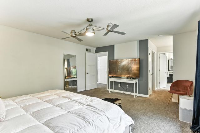 6170 Dallas Lane N, Plymouth, MN 55446