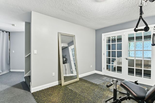 6170 Dallas Lane N, Plymouth, MN 55446