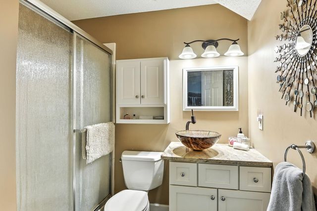 6170 Dallas Lane N, Plymouth, MN 55446