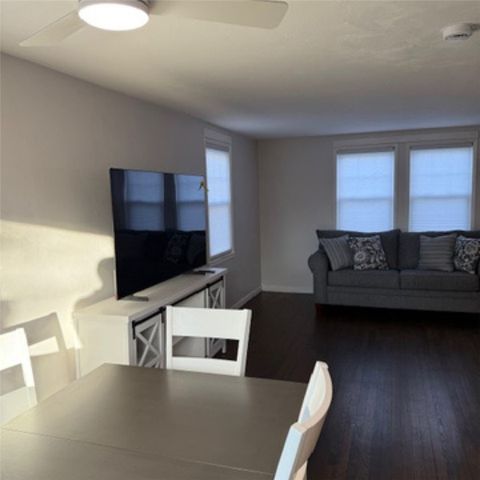 349 Boulevard Boulevard, Middletown, RI 02842