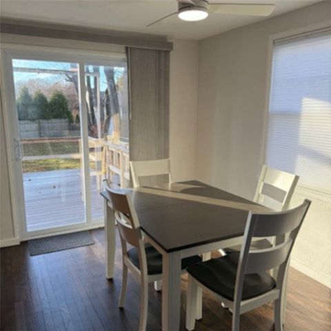 349 Boulevard Boulevard, Middletown, RI 02842