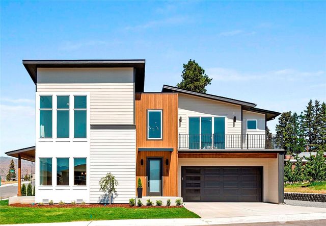 107 Chadwick Street NW, East Wenatchee, WA 98802