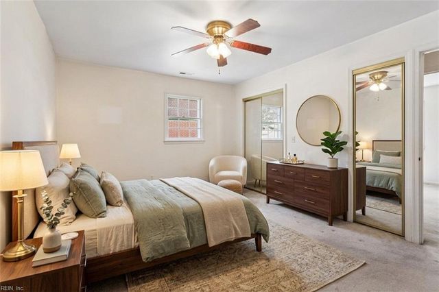 18 Magnolia LN, Poquoson, VA 23662