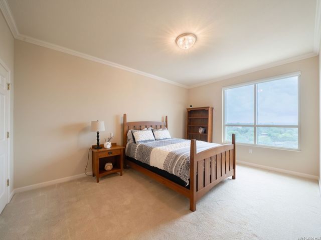 1 Towers Park Ln Apt 702, San Antonio, TX 78209