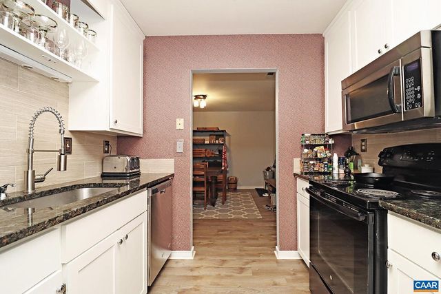 1242 CLIFDEN GREENE, Charlottesville, VA 22901