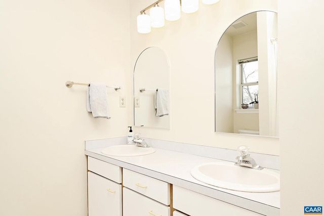 1242 CLIFDEN GREENE, Charlottesville, VA 22901