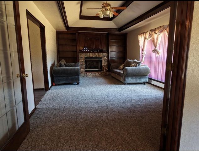 12175 250th Street, Blanchard, OK 73010