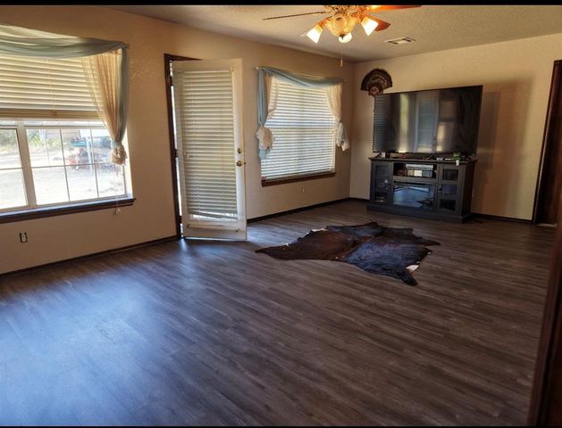 12175 250th Street, Blanchard, OK 73010
