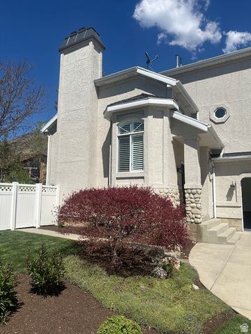9071 S WASATCH BLVD, Sandy, UT 84093
