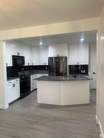 9071 S WASATCH BLVD, Sandy, UT 84093