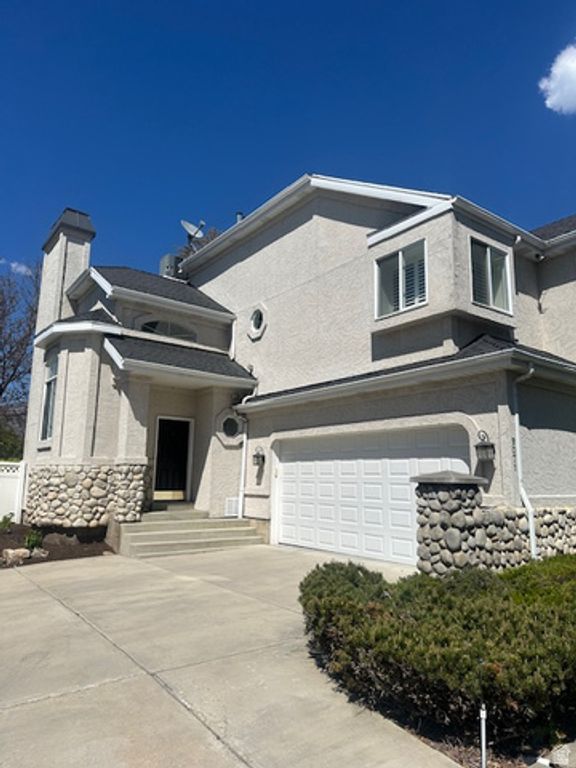 9071 S WASATCH BLVD, Sandy, UT 84093