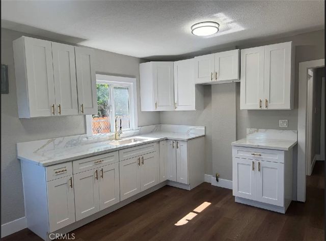 2022 W 31st, Los Angeles, CA 90018