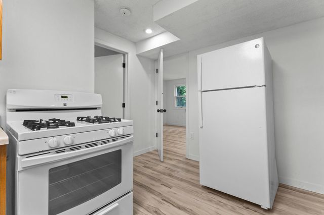 3818 W 103rd Street, Bloomington, MN 55431