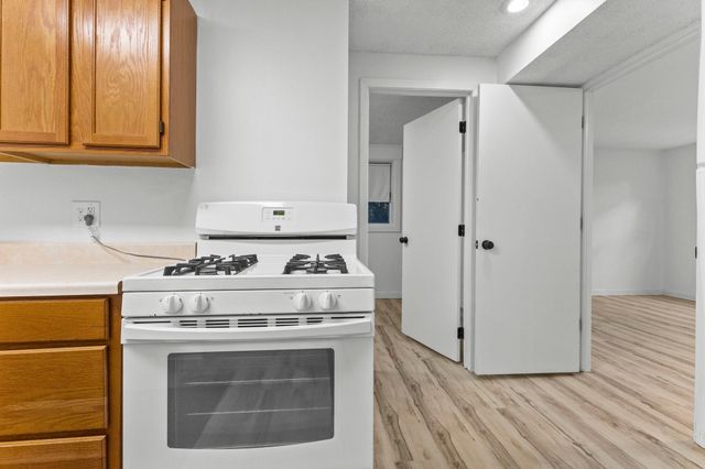 3818 W 103rd Street, Bloomington, MN 55431