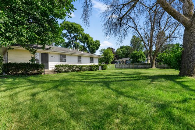 3818 W 103rd Street, Bloomington, MN 55431