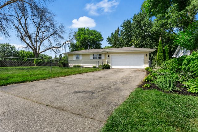 3818 W 103rd Street, Bloomington, MN 55431