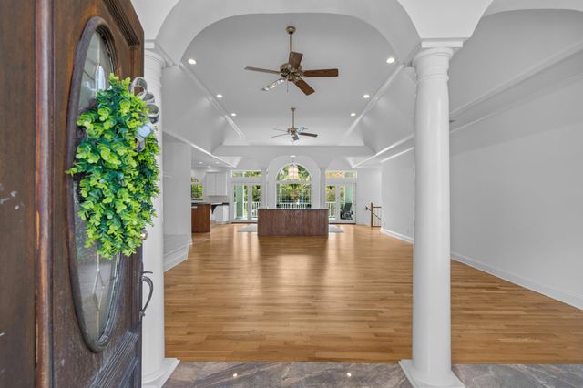 4907 Woodview Ln., Myrtle Beach, SC 29575