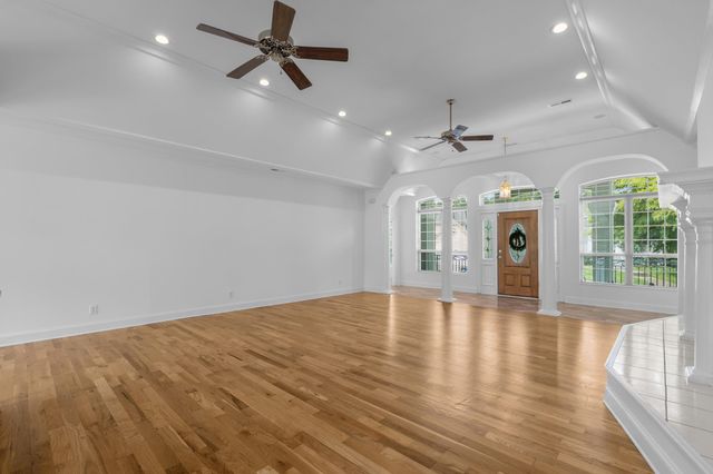 4907 Woodview Ln., Myrtle Beach, SC 29575