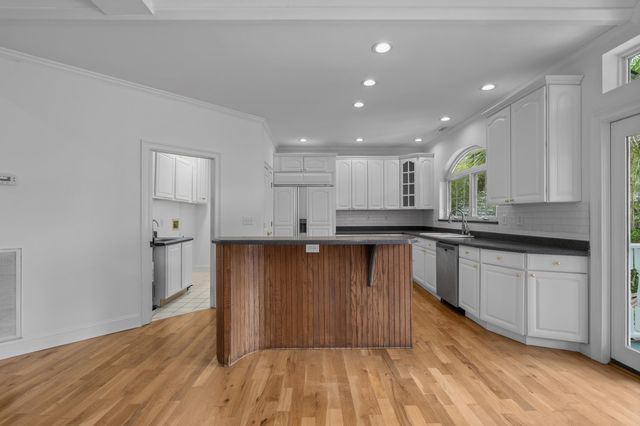 4907 Woodview Ln., Myrtle Beach, SC 29575