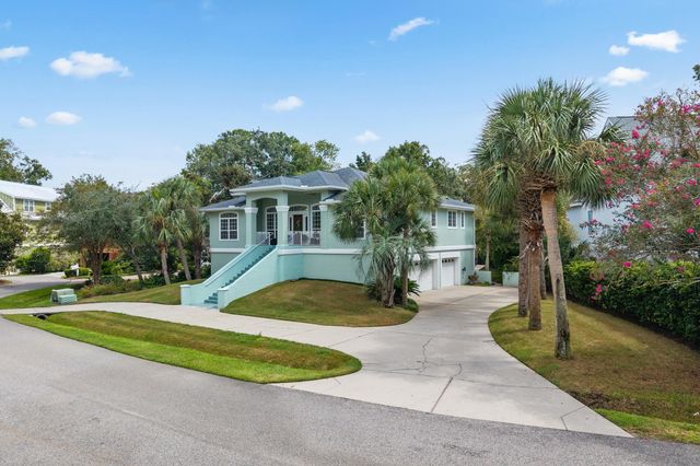 4907 Woodview Ln., Myrtle Beach, SC 29575