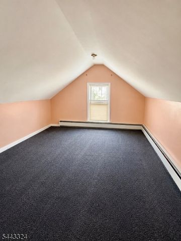 552 E Jersey St, Elizabeth City, NJ 07206