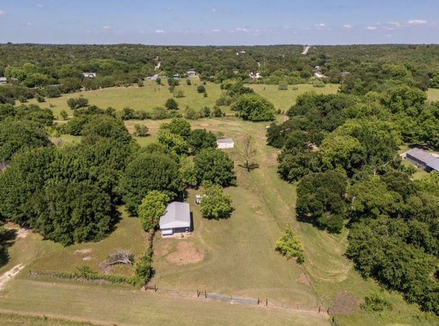 163 Fenn Road, Blum, TX 76627