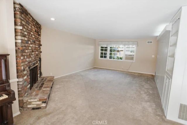 7007 Whitaker, Lake Balboa, CA 91406